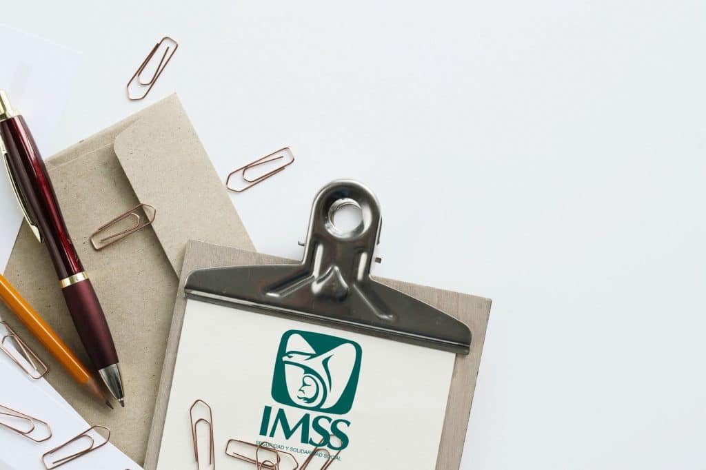 Información sobre el proceso de alta en el IMSS para trabajadores mexicanos.